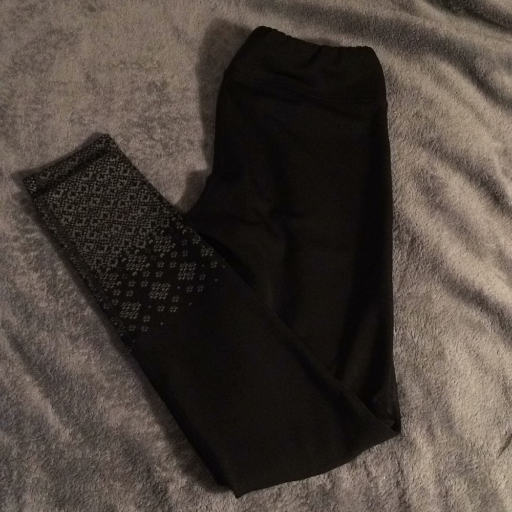 Lucy Yoga Pants Size XS Black
